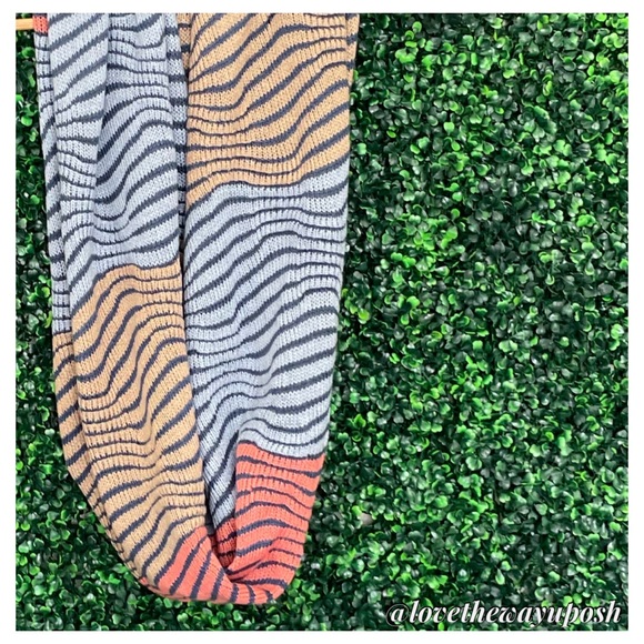 BCBGeneration Loop Scarf - Picture 3 of 8